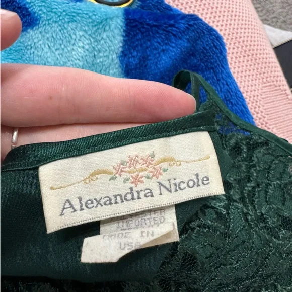 Vintage Dark Green Lingerie Slip - Picture 6 of 7